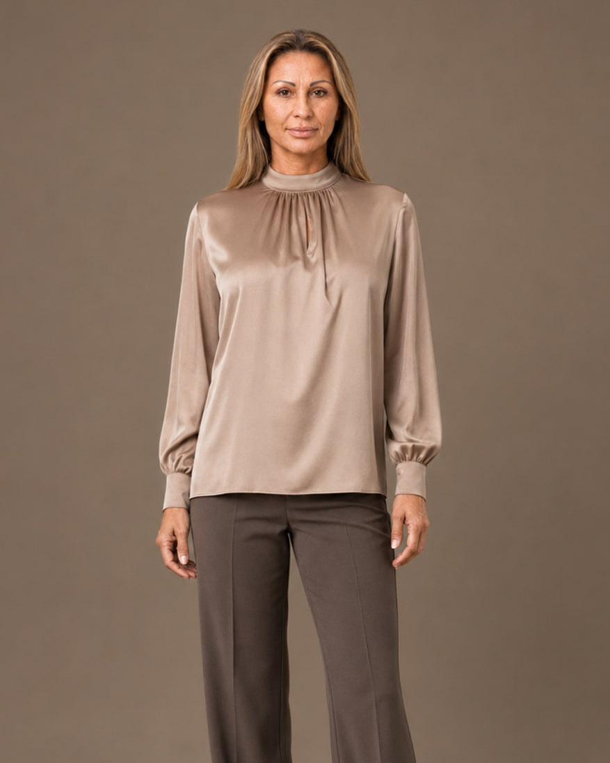 Artigli Abbigliamento Blusa con volant e bottoni 
