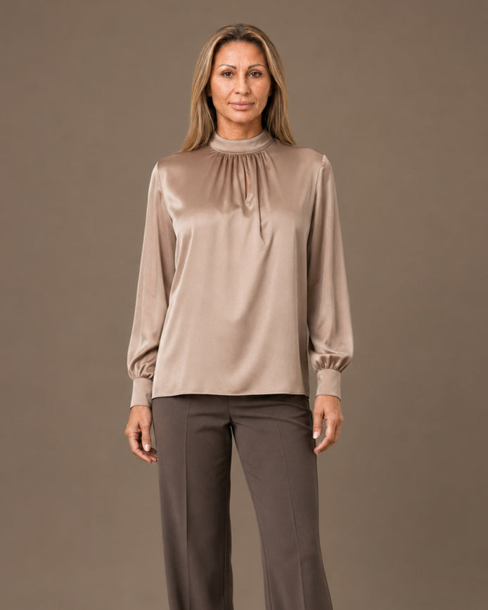 Artigli Abbigliamento Blusa con volant e bottoni 