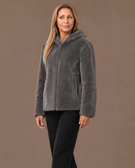 Artigli Abbigliamento Ecopelliccia con cappuccio 