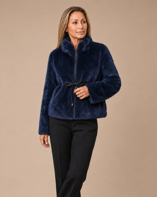 Artigli Abbigliamento Ecopelliccia corta con coulisse 