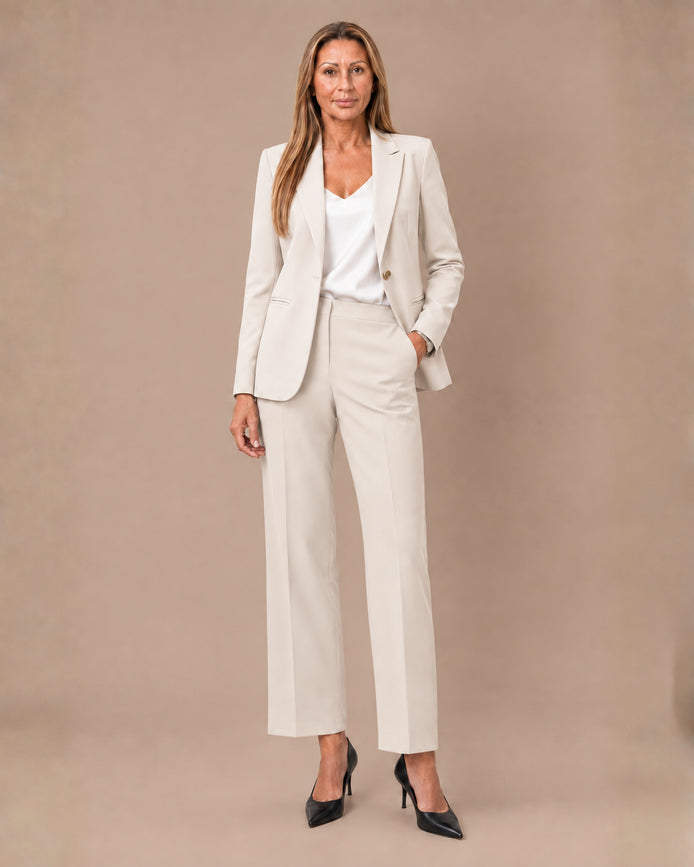 Artigli Abbigliamento Tailleur Elena con bottone logo 