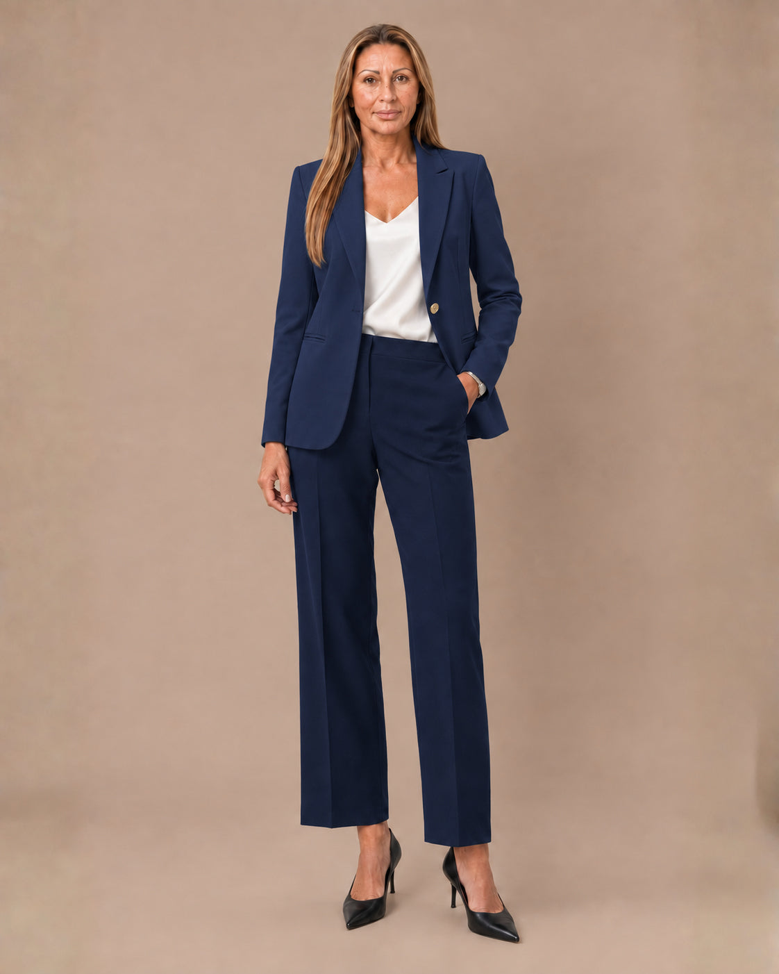 Artigli Abbigliamento Tailleur Elena con bottone logo 