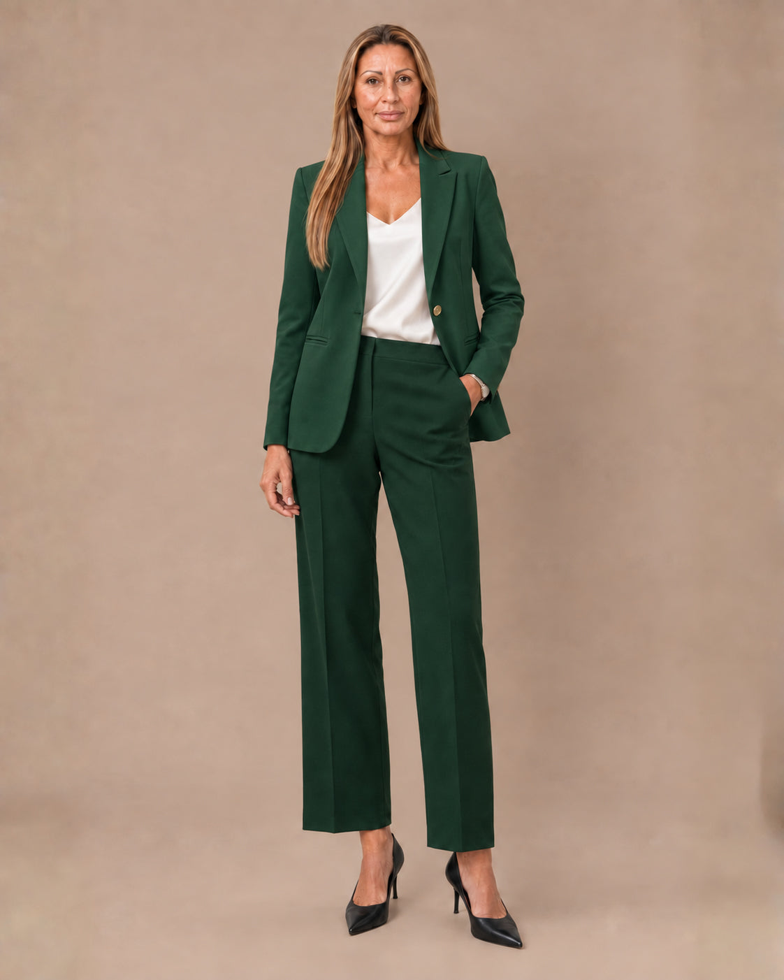 Artigli Abbigliamento Tailleur Elena con bottone logo 