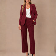 Artigli Abbigliamento Tailleur Elena con bottone logo 