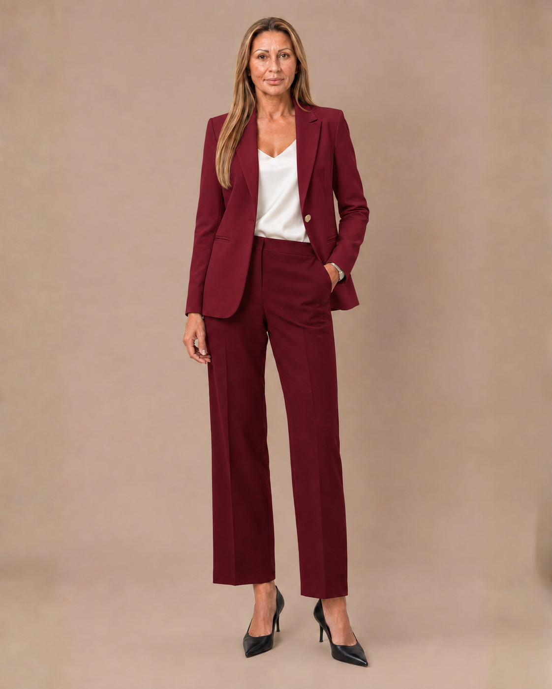 Artigli Abbigliamento Tailleur Elena con bottone logo 