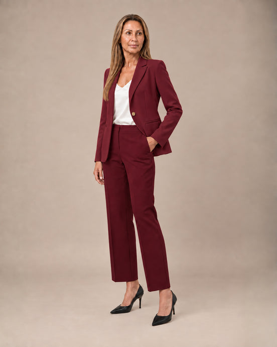 Artigli Abbigliamento Tailleur Elena con bottone logo 