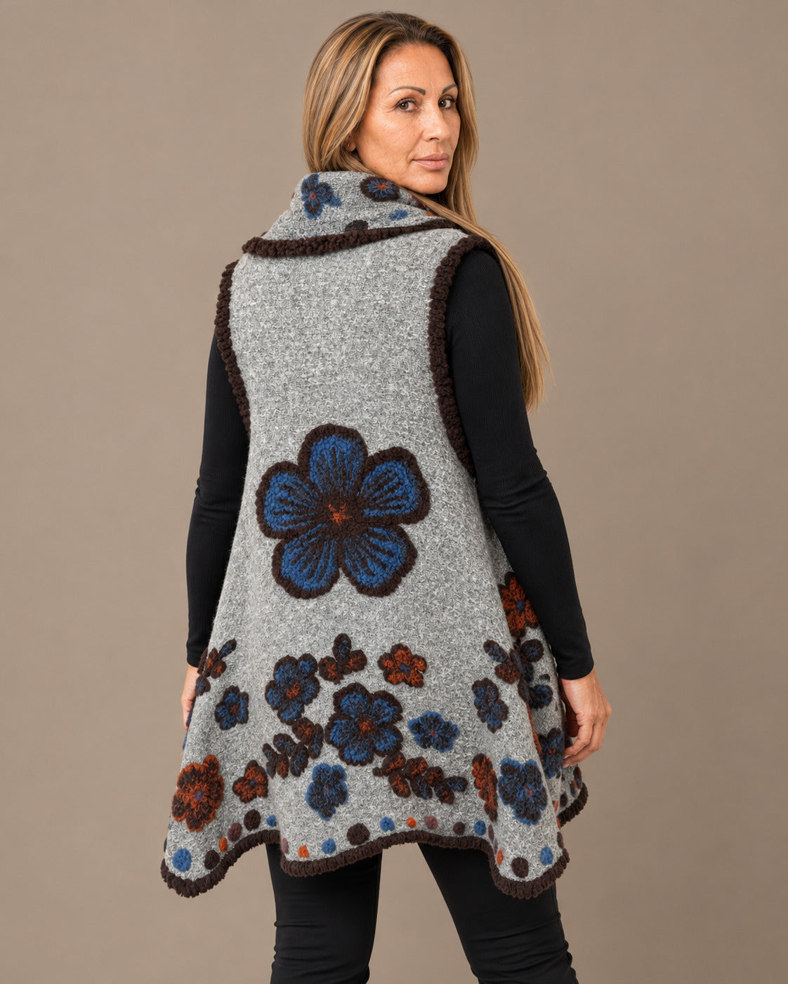 MARse pronto Abbigliamento Gilet floreale con applicazioni in rilievo 
