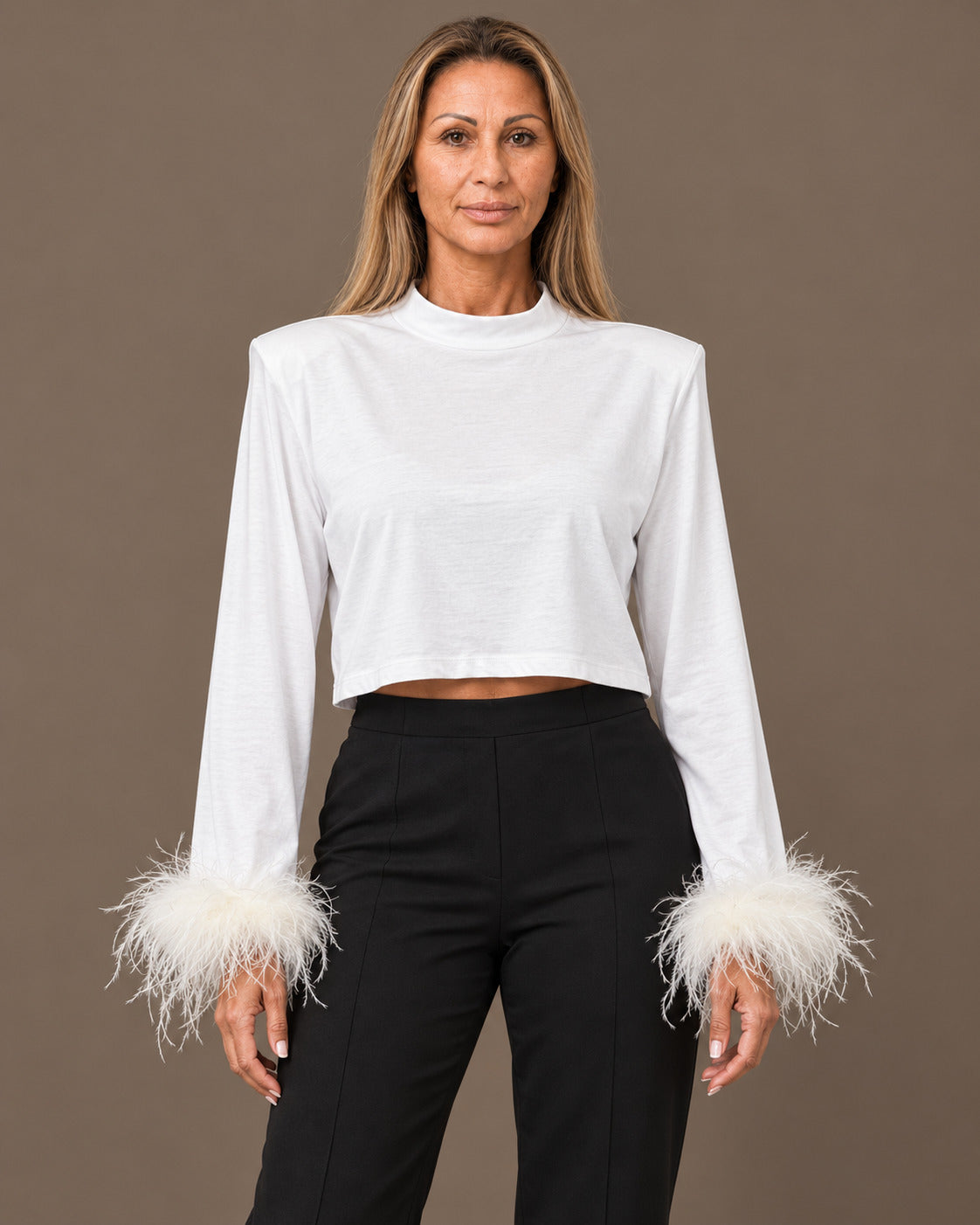 Marseta pronto Abbigliamento Maglia cropped con piume ai polsi 