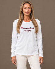 T-shirt con ricamo "Dimmi di sì sempre" Marseta pronto Bianco/bordo