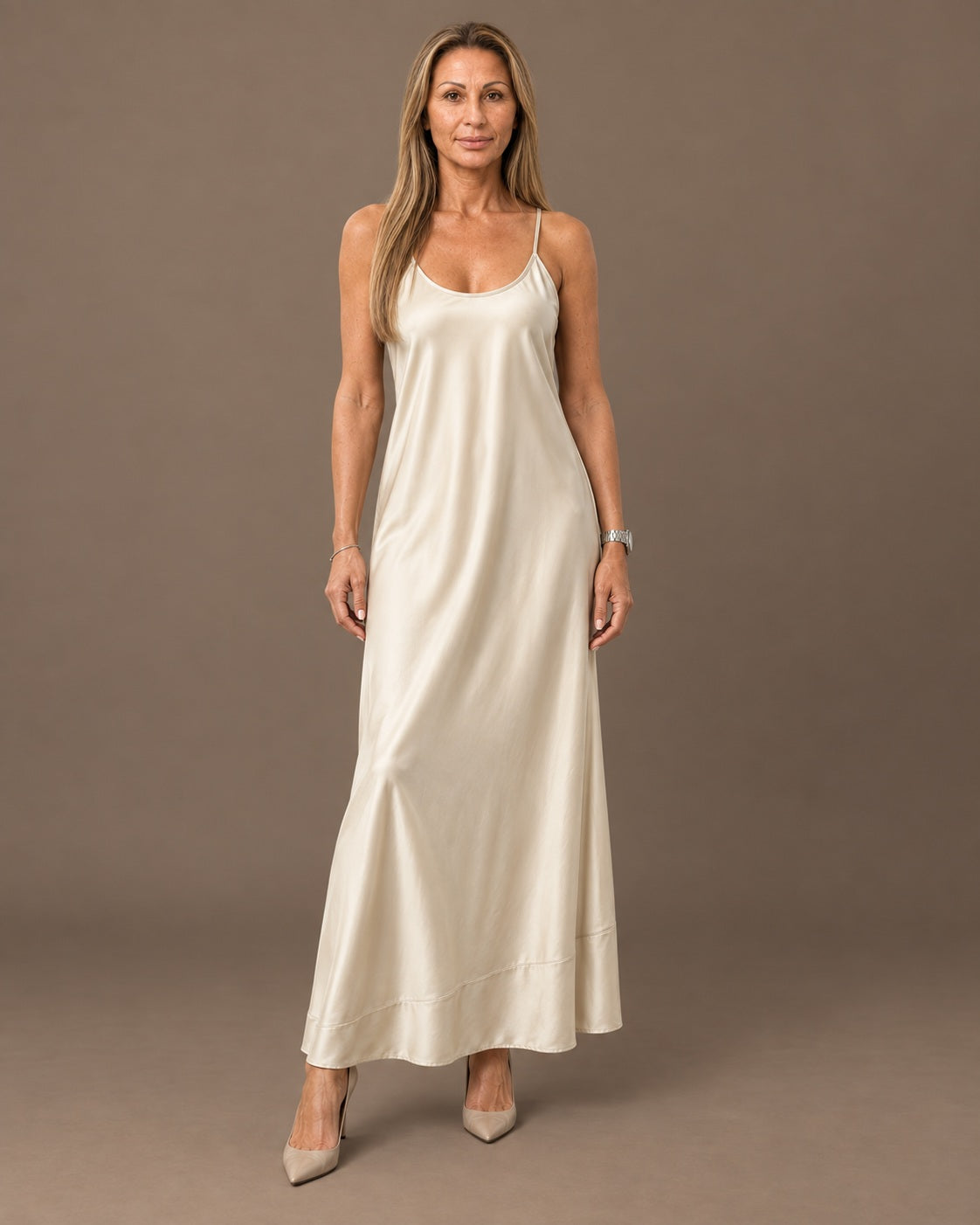 Marseta pronto Abbigliamento Abito slip dress in raso con taglio in sbieco 