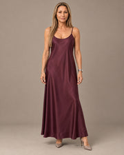 Abito slip dress in raso con taglio in sbieco Marseta pronto Bordeaux