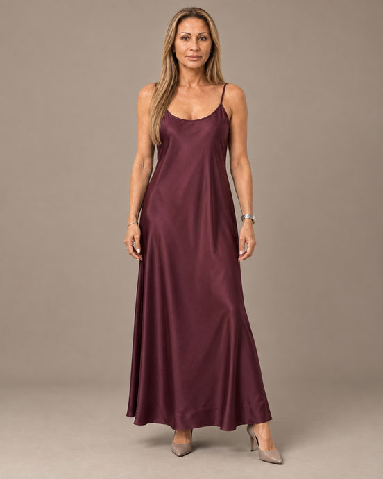 Marseta pronto Abbigliamento Abito slip dress in raso con taglio in sbieco 