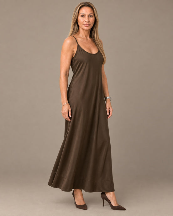 Marseta pronto Abbigliamento Abito slip dress in raso con taglio in sbieco 