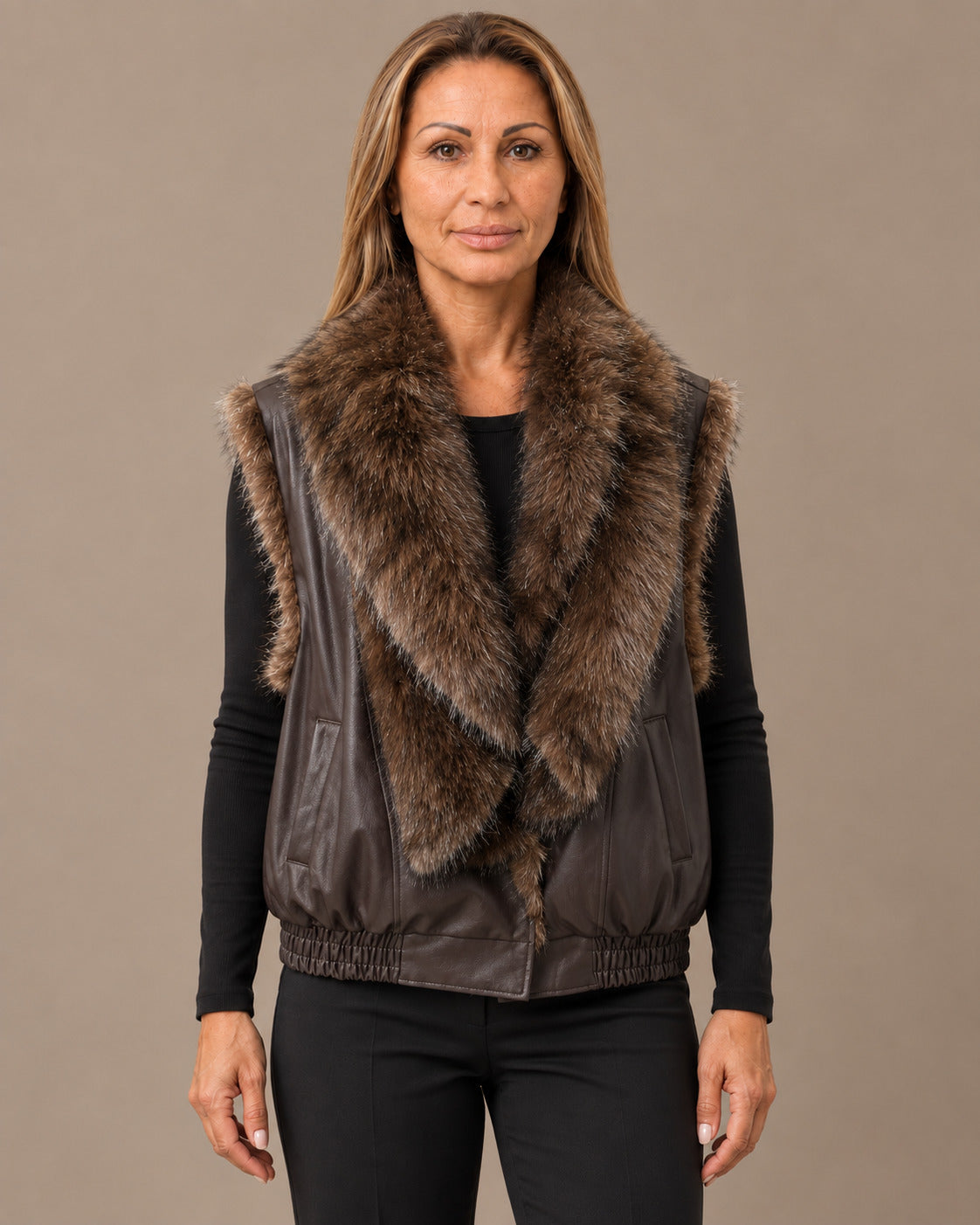 Marseta pronto Abbigliamento Gilet effetto pelle con maxi collo effetto pelliccia 