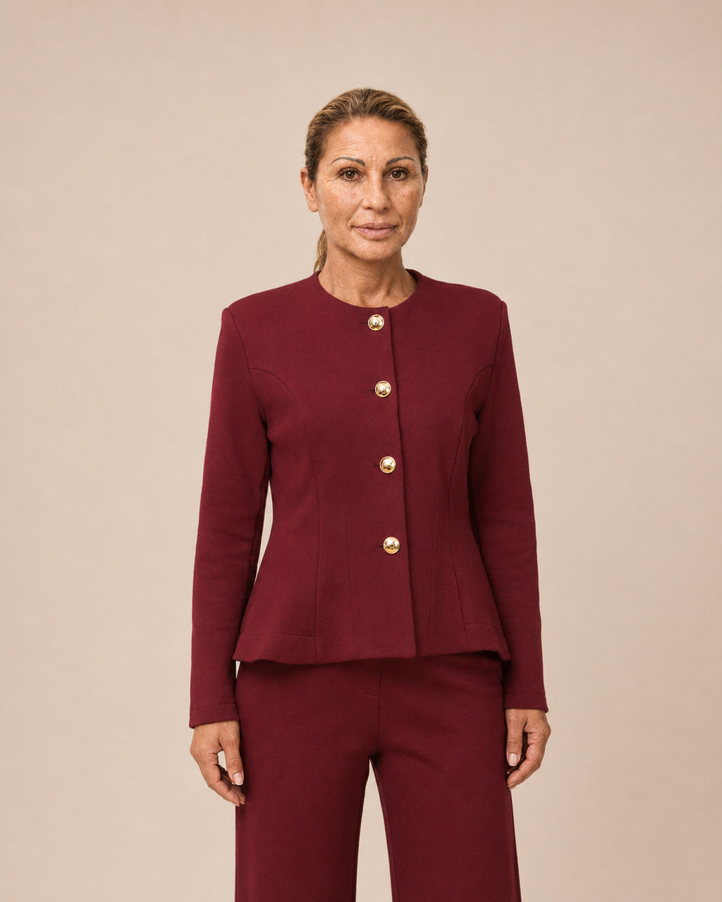 Maryley Abbigliamento Giacca in felpa con peplum e bottoni oro 