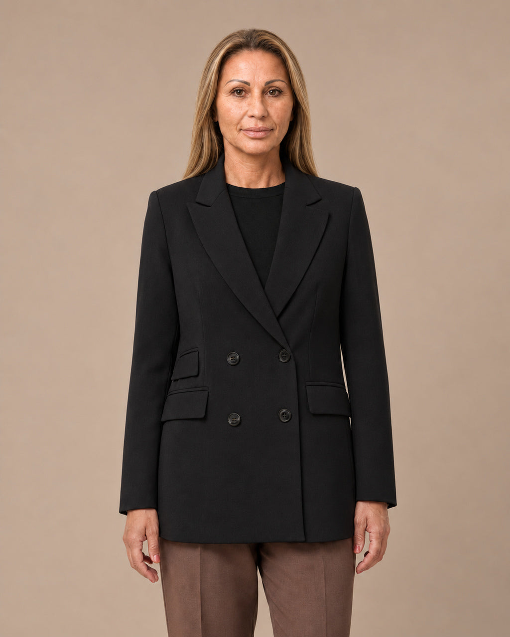 Maryley Abbigliamento Giacca doppiopetto con tasche a pattina 