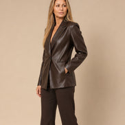 Maryley Abbigliamento Giacca monopetto in ecopelle con tasche a filetto 