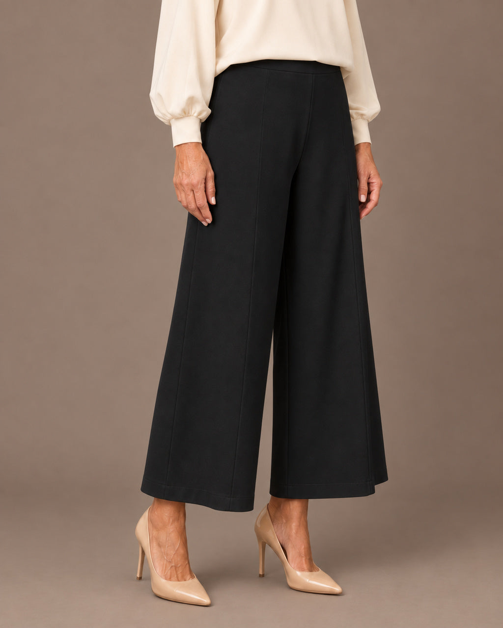 Maryley Abbigliamento Pantalone svasato in punto Milano 