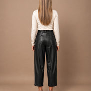 Maryley Abbigliamento Pantalone cropped in ecopelle con cintura 