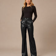 Maryley Abbigliamento Pantalone flare in ecopelle 