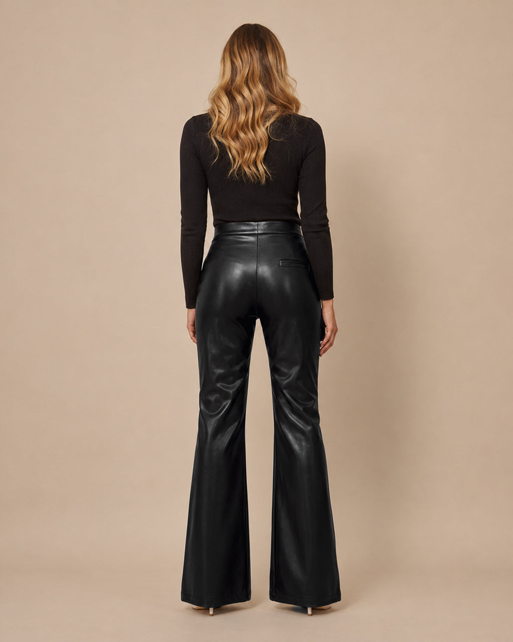 Maryley Abbigliamento Pantalone flare in ecopelle 