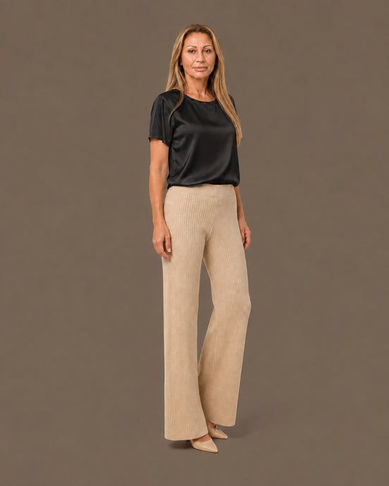 Maryley Abbigliamento Blusa girocollo a maniche corte in raso di viscosa 
