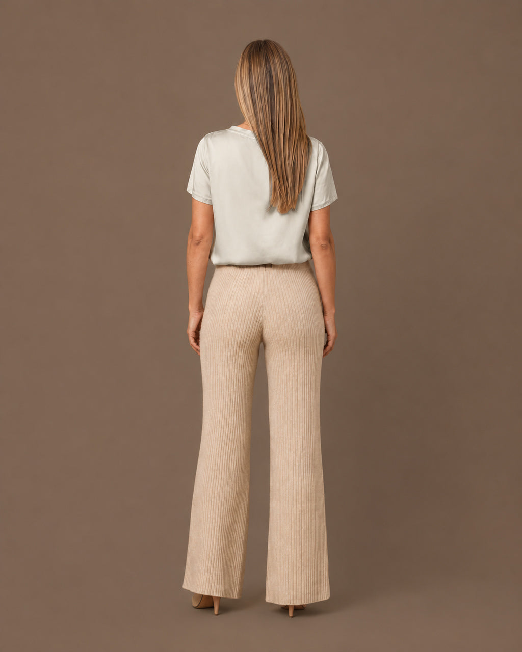 Maryley Abbigliamento Blusa girocollo a maniche corte in raso di viscosa 