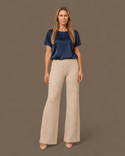 Blusa girocollo a maniche corte in raso di viscosa Maryley Blu