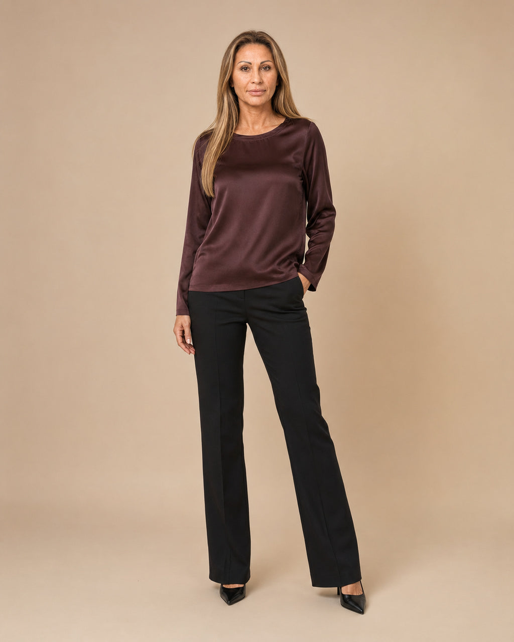 Maryley Abbigliamento Blusa girocollo a maniche lunghe in raso di viscosa 