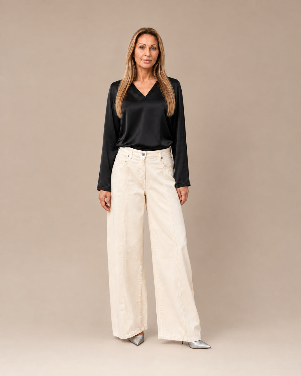 Maryley Abbigliamento Blusa con scollo a V in raso di viscosa 