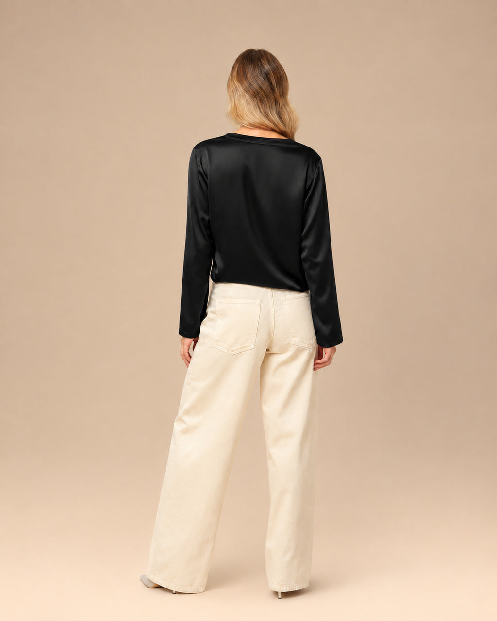 Maryley Abbigliamento Blusa con scollo a V in raso di viscosa 