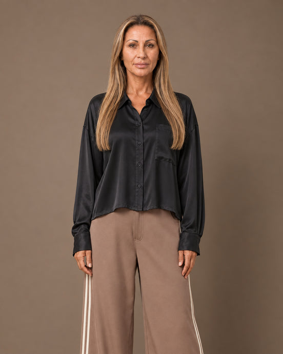 Maryley Abbigliamento Camicia in raso di viscosa con taschino 