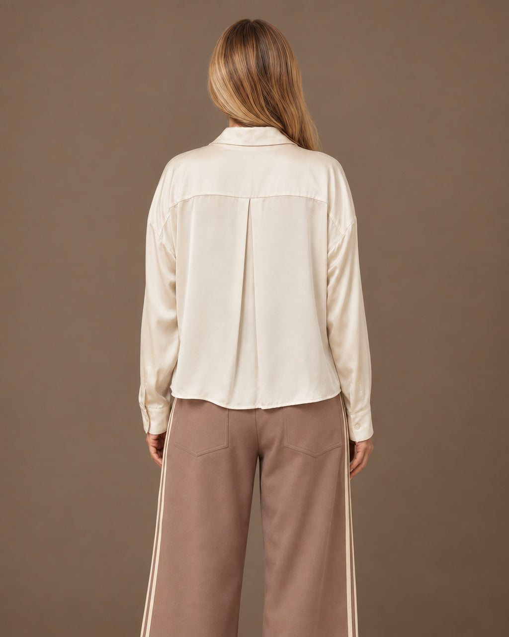Maryley Abbigliamento Camicia in raso di viscosa con taschino 