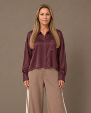 Camicia in raso di viscosa con taschino Maryley Burgundy