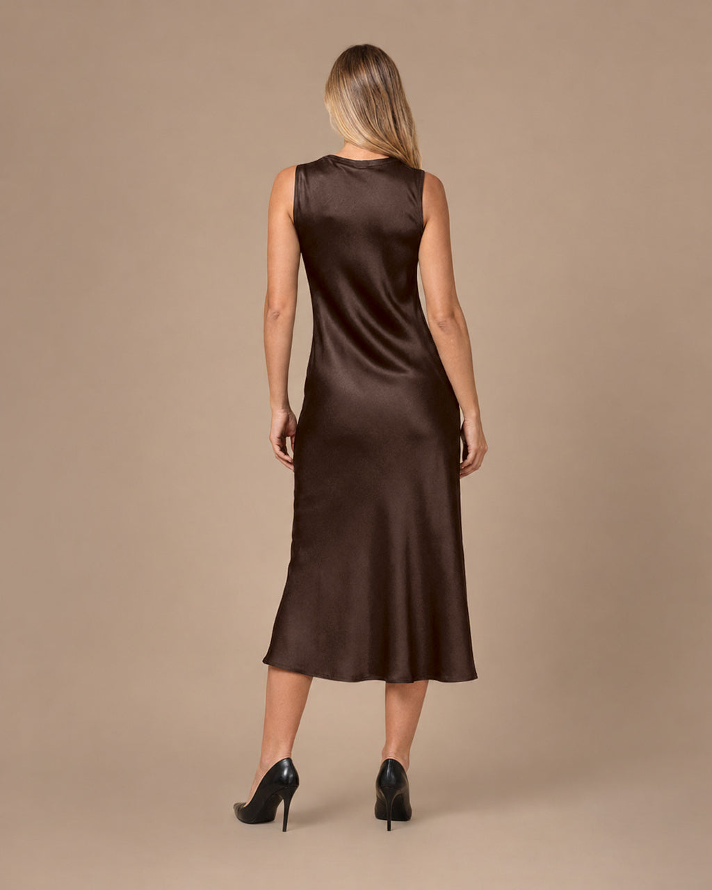 Maryley Abbigliamento Abito lungo smanicato in raso di viscosa 