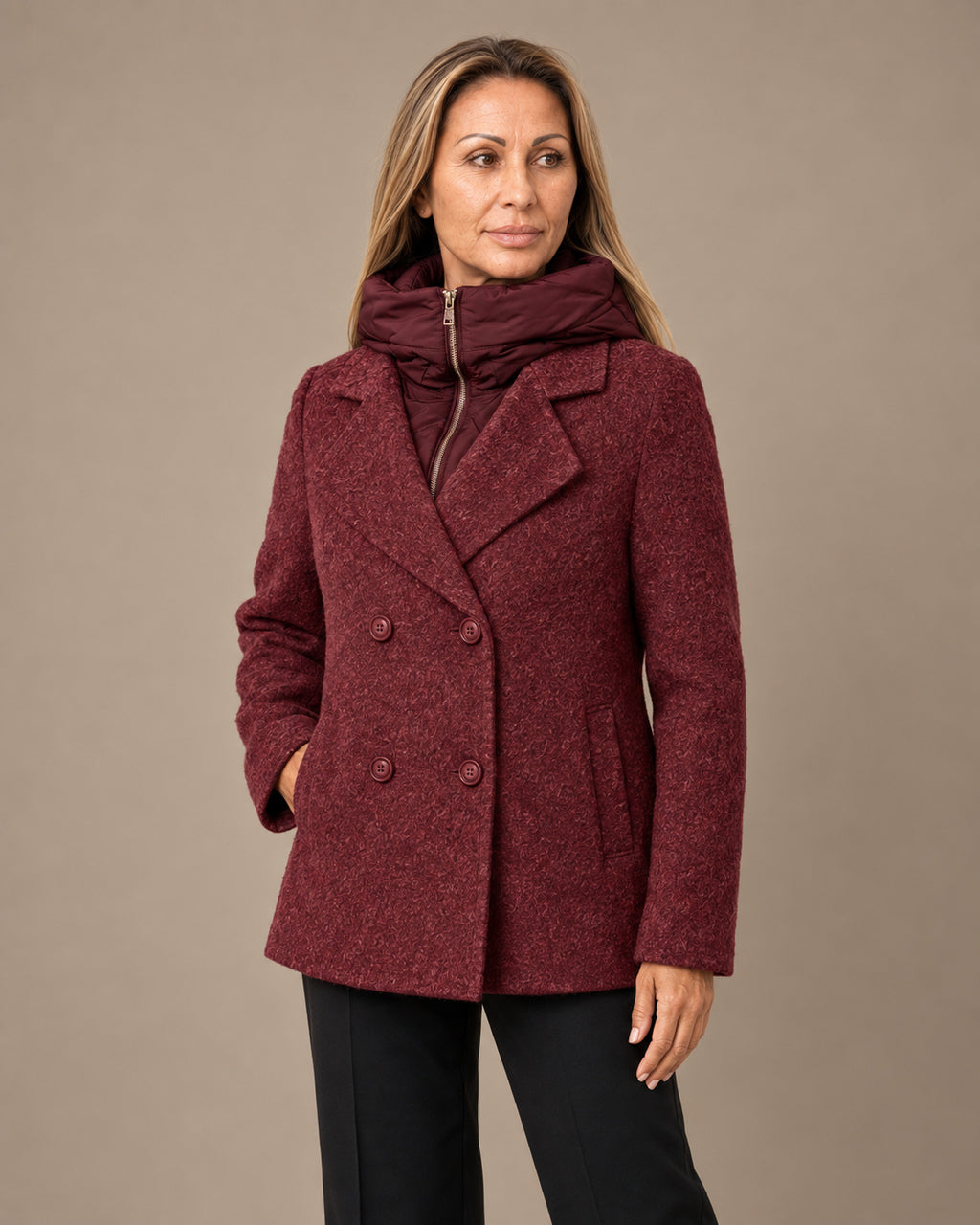 Maryley Abbigliamento Cappotto corto con cappuccio in ecopiumino 