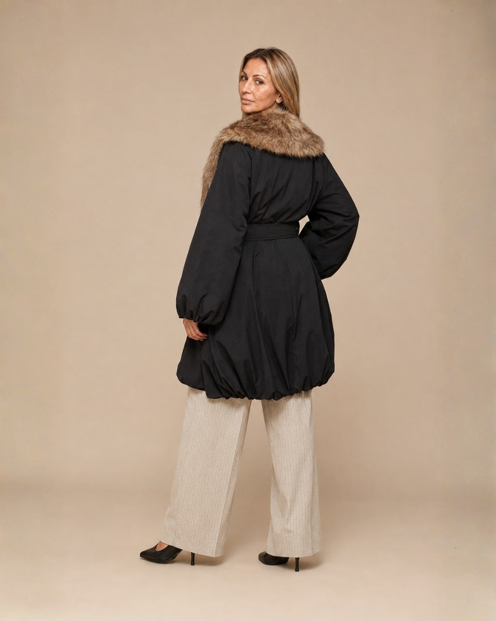 Maryley Abbigliamento Giubbino lungo imbottito con ecopelliccia 