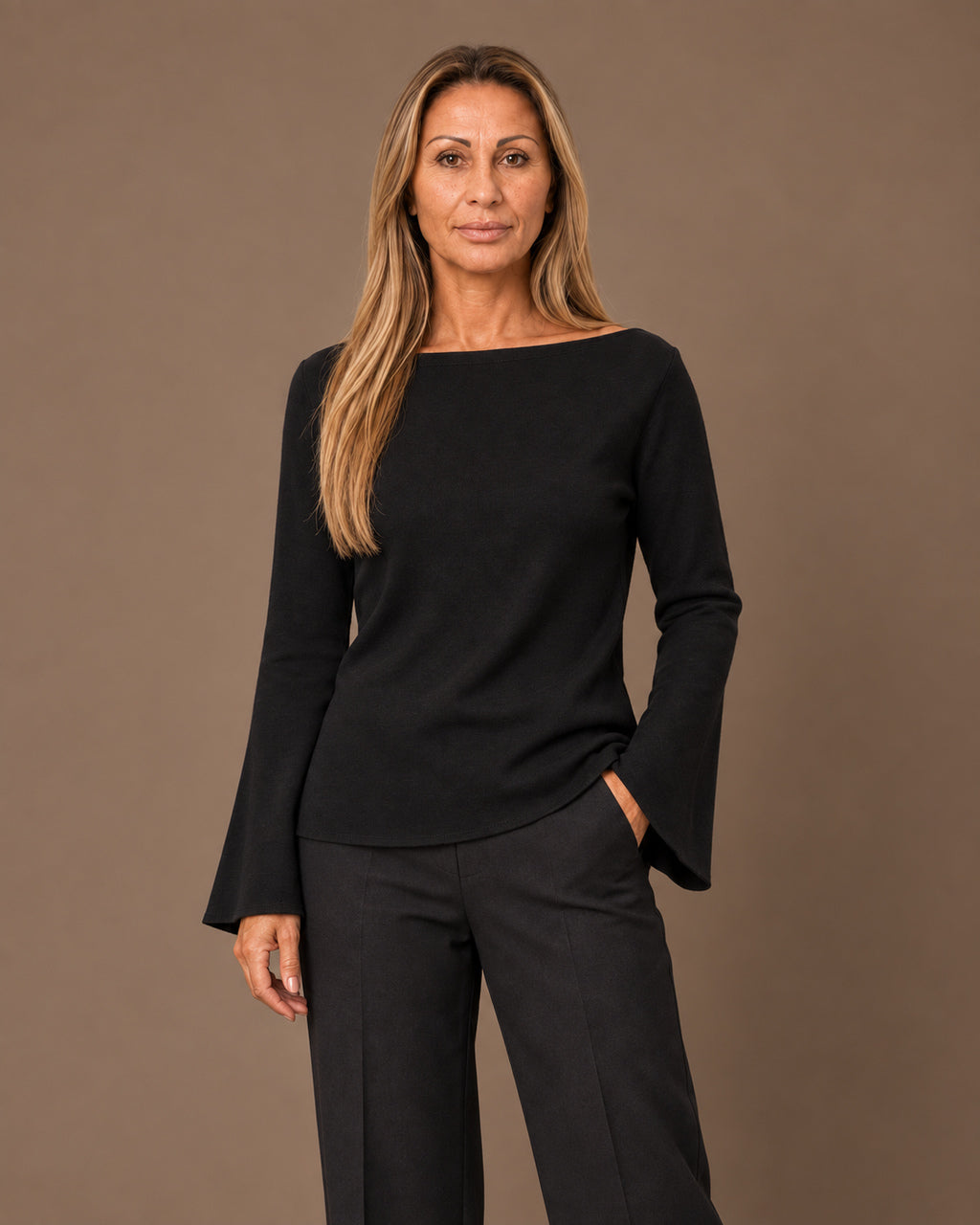 Maryley Abbigliamento Maglia basic con maniche svasate 