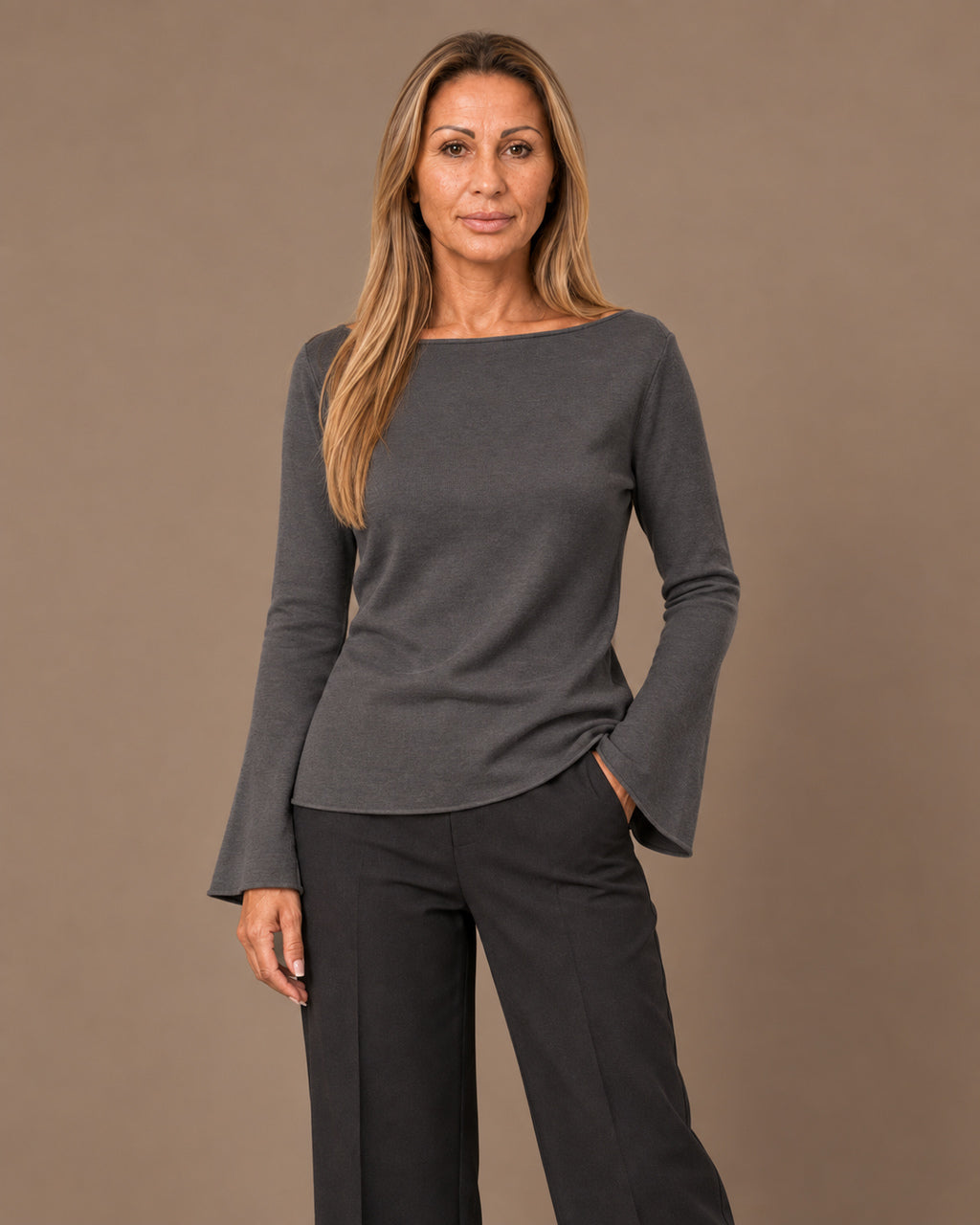 Maryley Abbigliamento Maglia basic con maniche svasate 