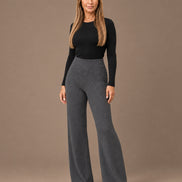 Maryley Abbigliamento Pantalone basic svasato in maglia con elastico in vita 