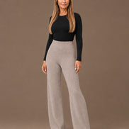 Maryley Abbigliamento Pantalone basic svasato in maglia con elastico in vita 