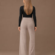 Maryley Abbigliamento Pantalone basic svasato in maglia con elastico in vita 