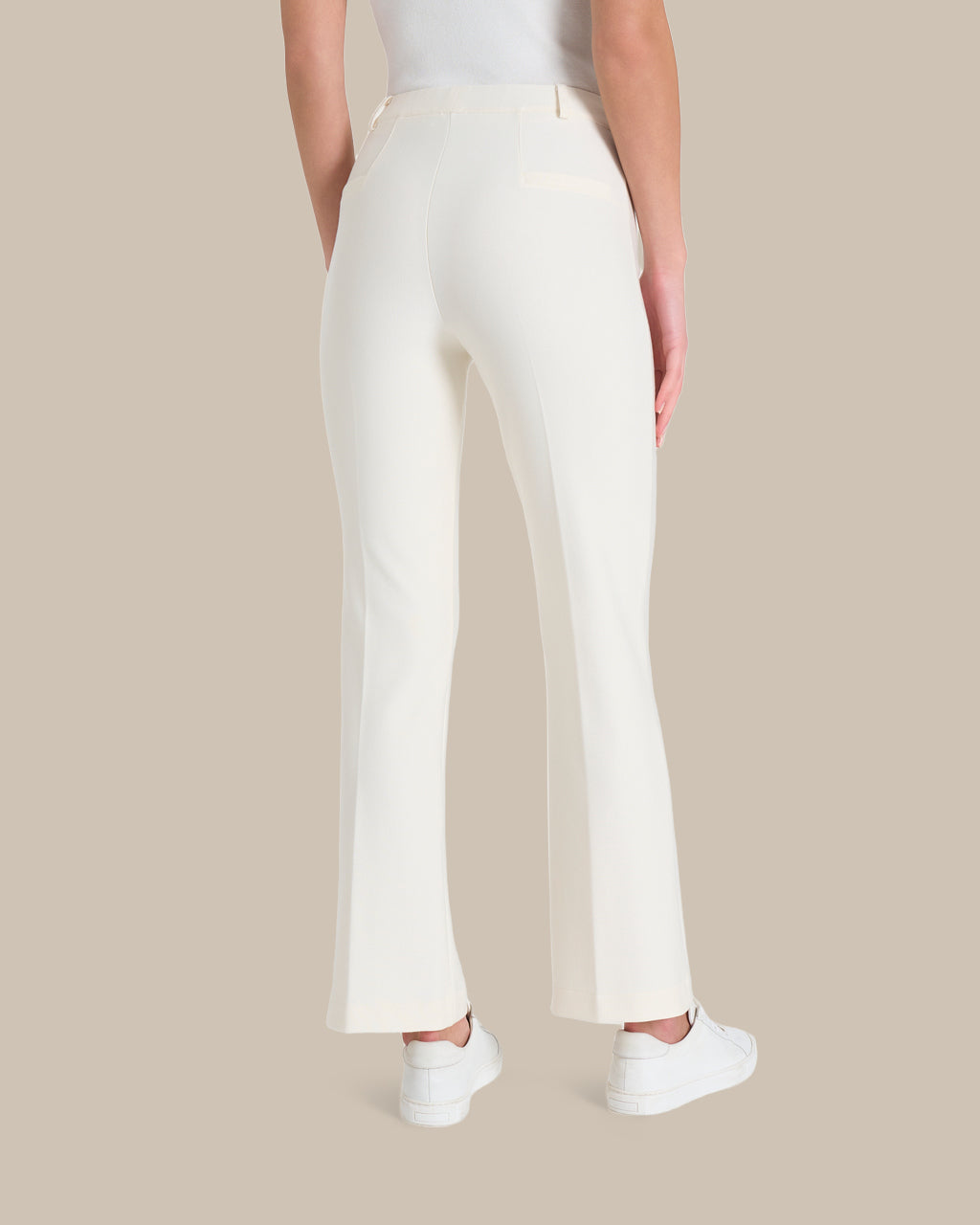 Ragno Abbigliamento Pantaloni cropped flare in tessuto Compact 