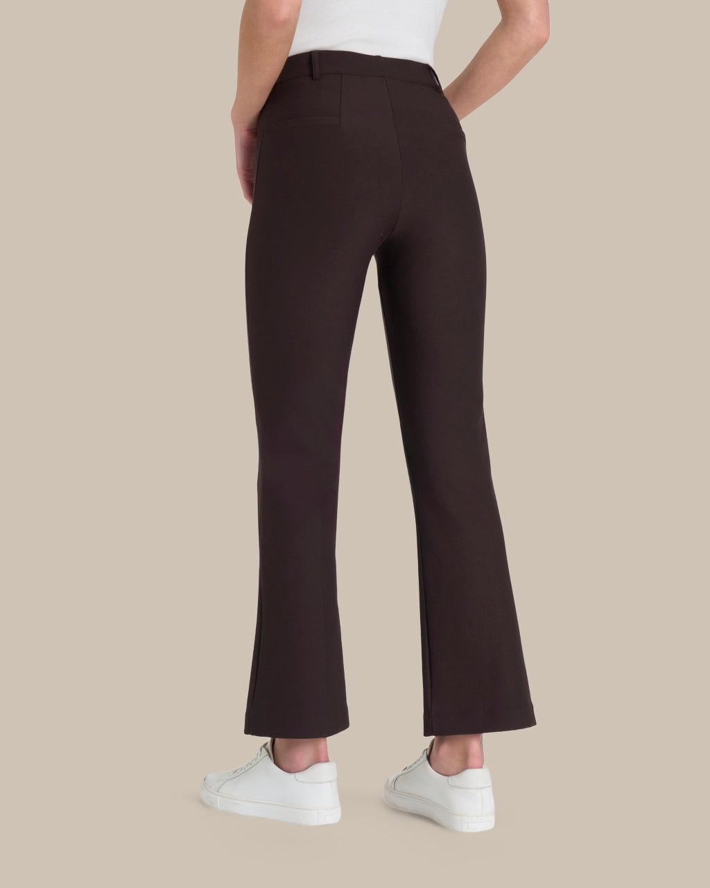 Ragno Abbigliamento Pantaloni cropped flare in tessuto Compact 