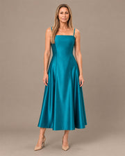 Abito midi in raso con spalline sottili Rinascimento Blu ottanio