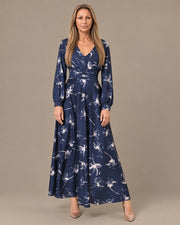 Abito lungo a fiori con vita arricciata Rinascimento Blu navy