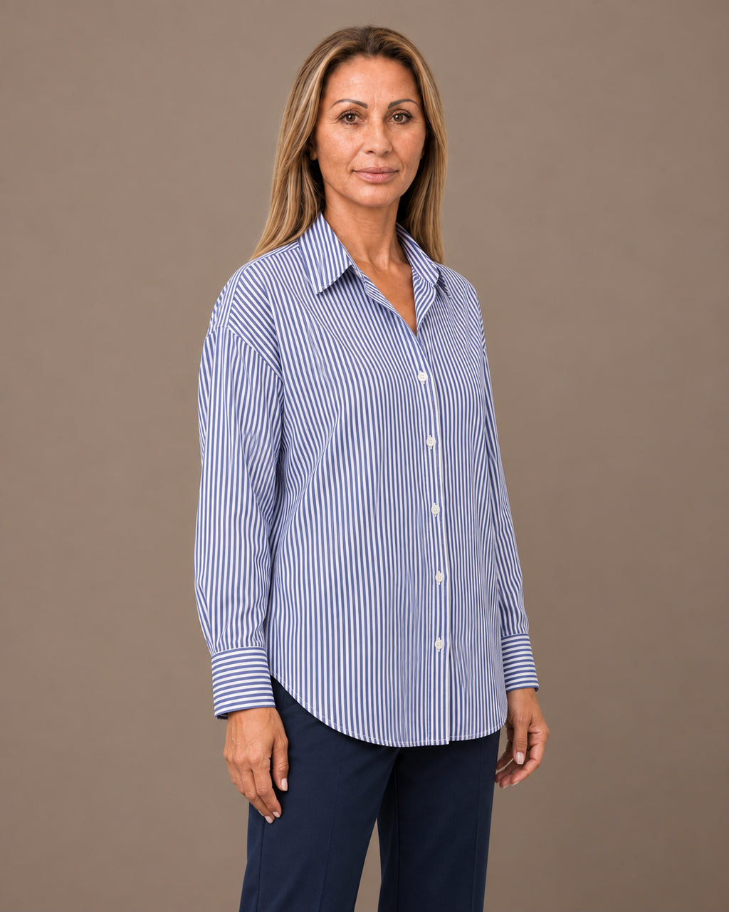 Tiffosi Abbigliamento Camicia ampia con colletto classico 