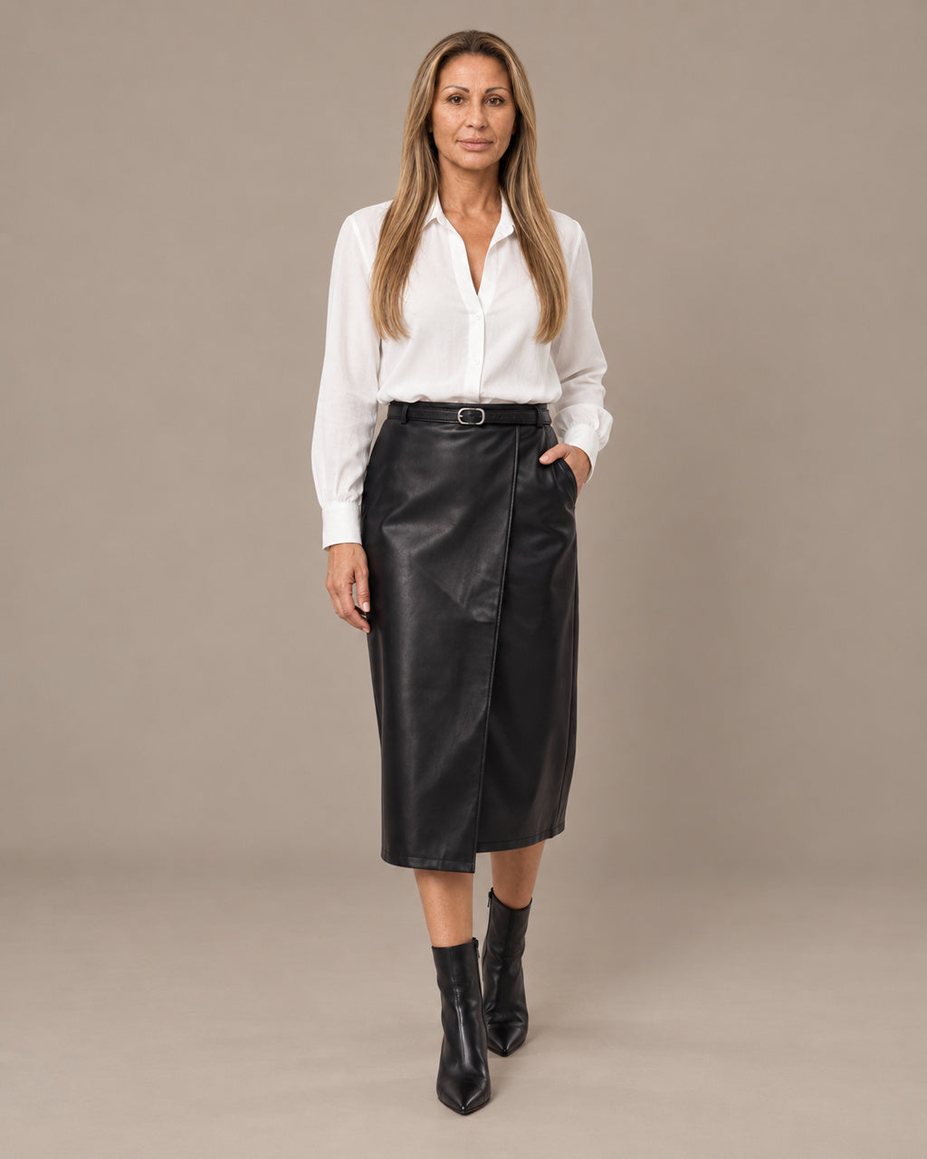 Tiffosi Abbigliamento Gonna midi a portafoglio 
