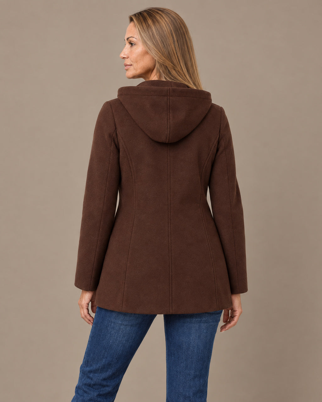Tiffosi Abbigliamento Giacca corta e svasata con cappuccio 