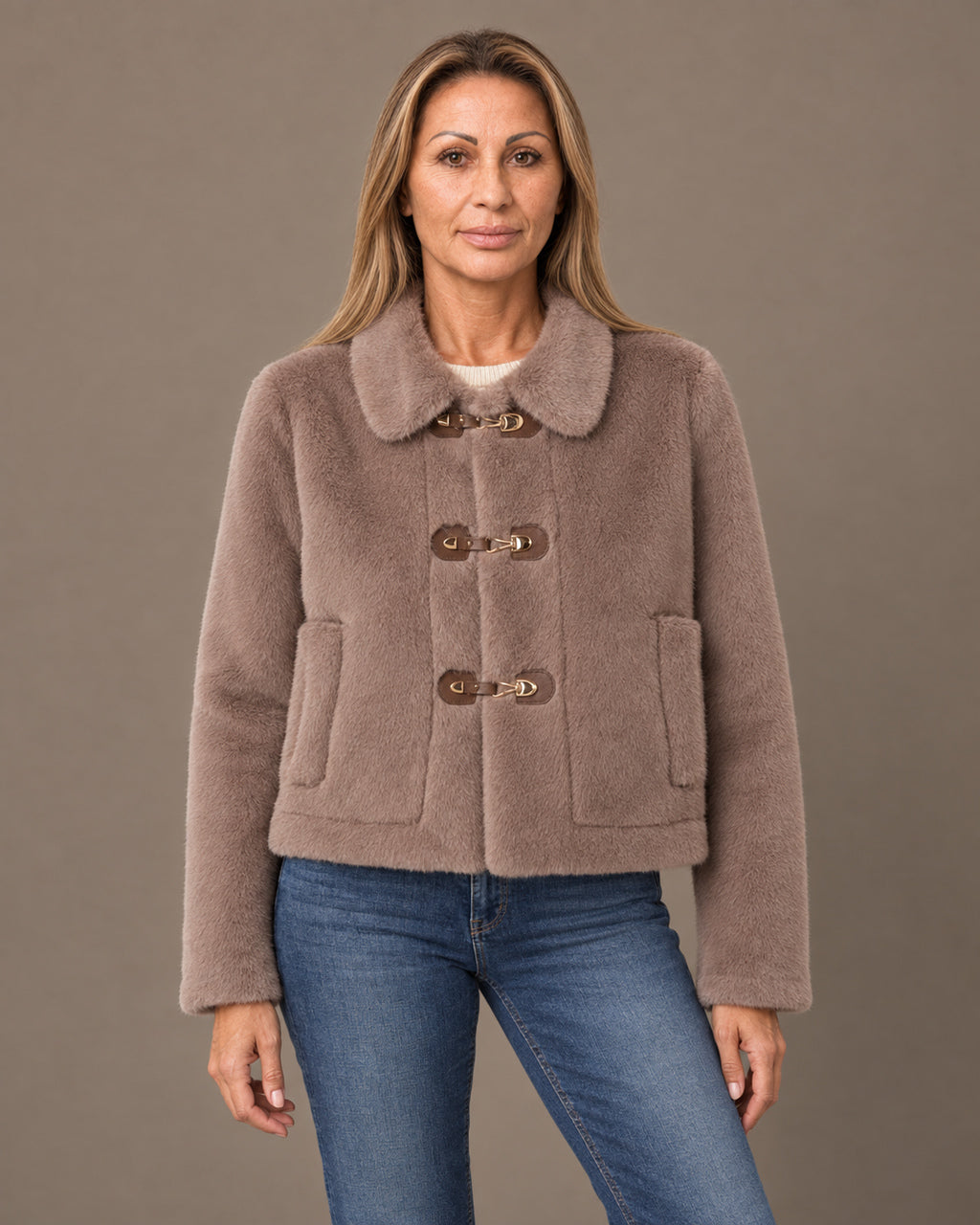 Tiffosi Abbigliamento Giacca effetto teddy con ganci dorati 